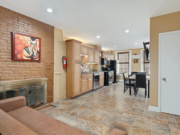 Kitchen / Den