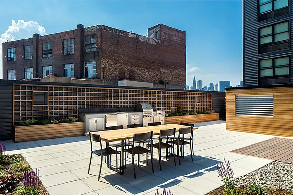 Rented by Domain Companies | media 51