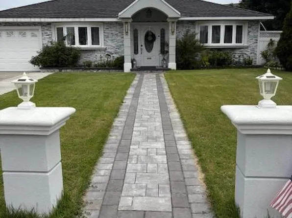 859 Dana Avenue, North Valley Stream, NY 11580