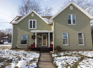321 Walnut St, Cedar Falls, IA 50613