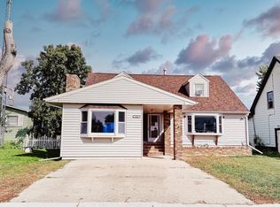 608 4th Ave E, Williston, ND 58801