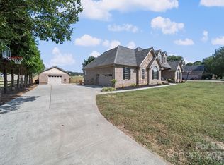 2420 Silverthorne Dr, Monroe, NC 28110