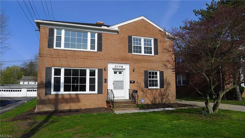 3006 Warrensville Center Rd photo 1