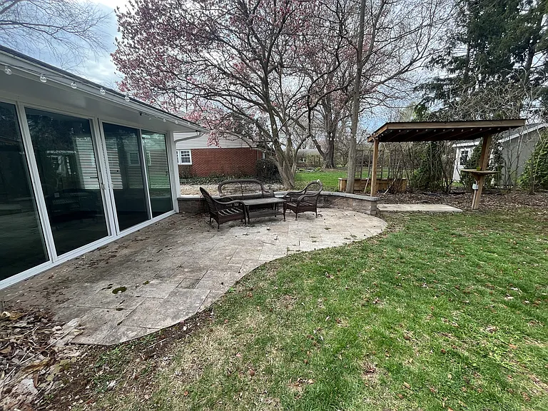 301 S Village Dr — Photo 41