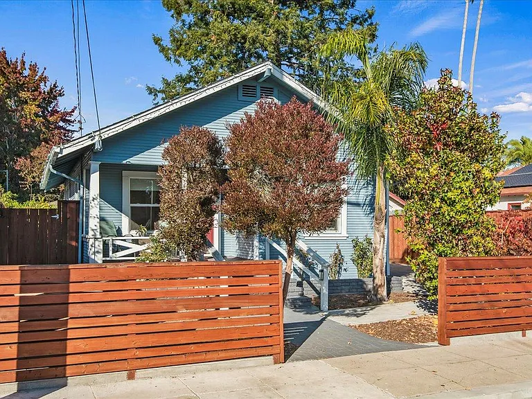 117 Glenwood Ave — Photo 1