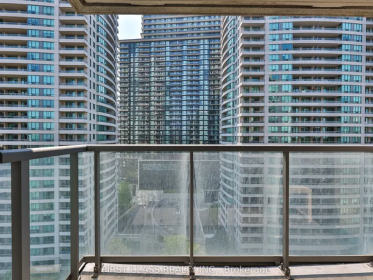 35 Hollywood Ave #1711 — Photo 18