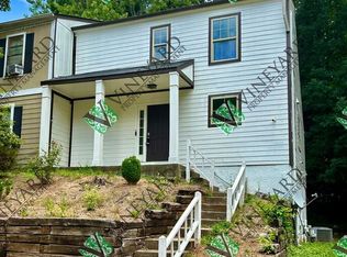 1014 Falling Water Dr SE, Smyrna, GA 30080