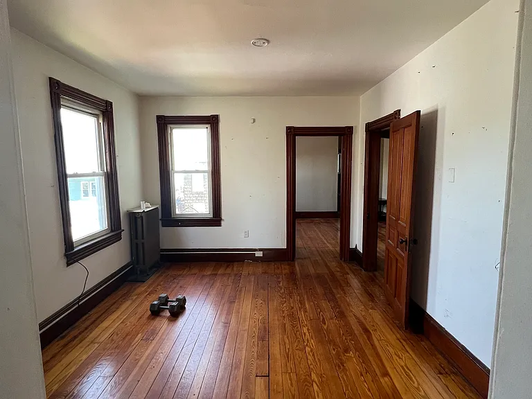 165 Lewis St #2 — Photo 6