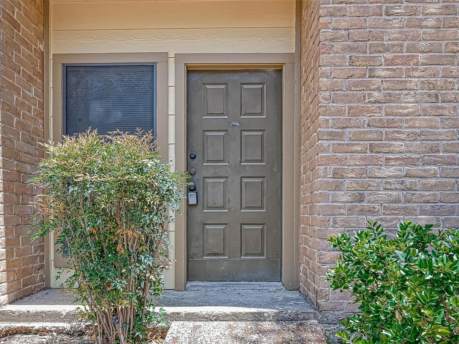 2 bed, 1.5 bath, 988 sqft, $1,400 — Photo 4