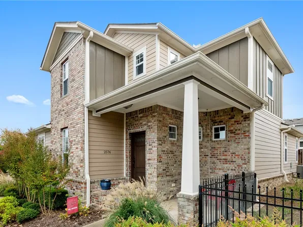 2576 E Carnation Ct, Fayetteville, AR 72703