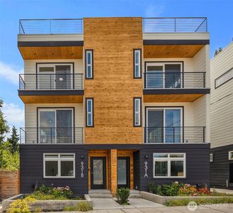 931 N 92nd Street #B, Seattle, WA, 98103
