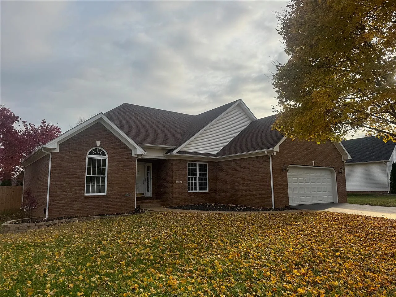 3 bed, 1995 sqft, $2,250 — Photo 3