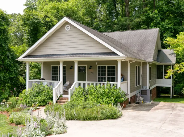 136 Parsons Green Cir, Sewanee, TN 37375