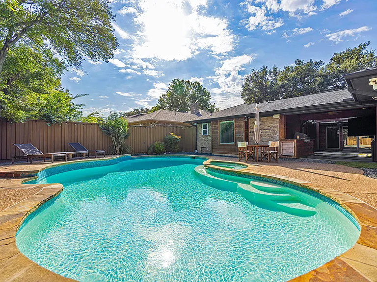 12927 Fall Manor Dr — Photo 3