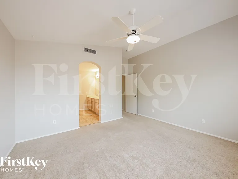 6968 W Aire Libre Ave — Photo 9