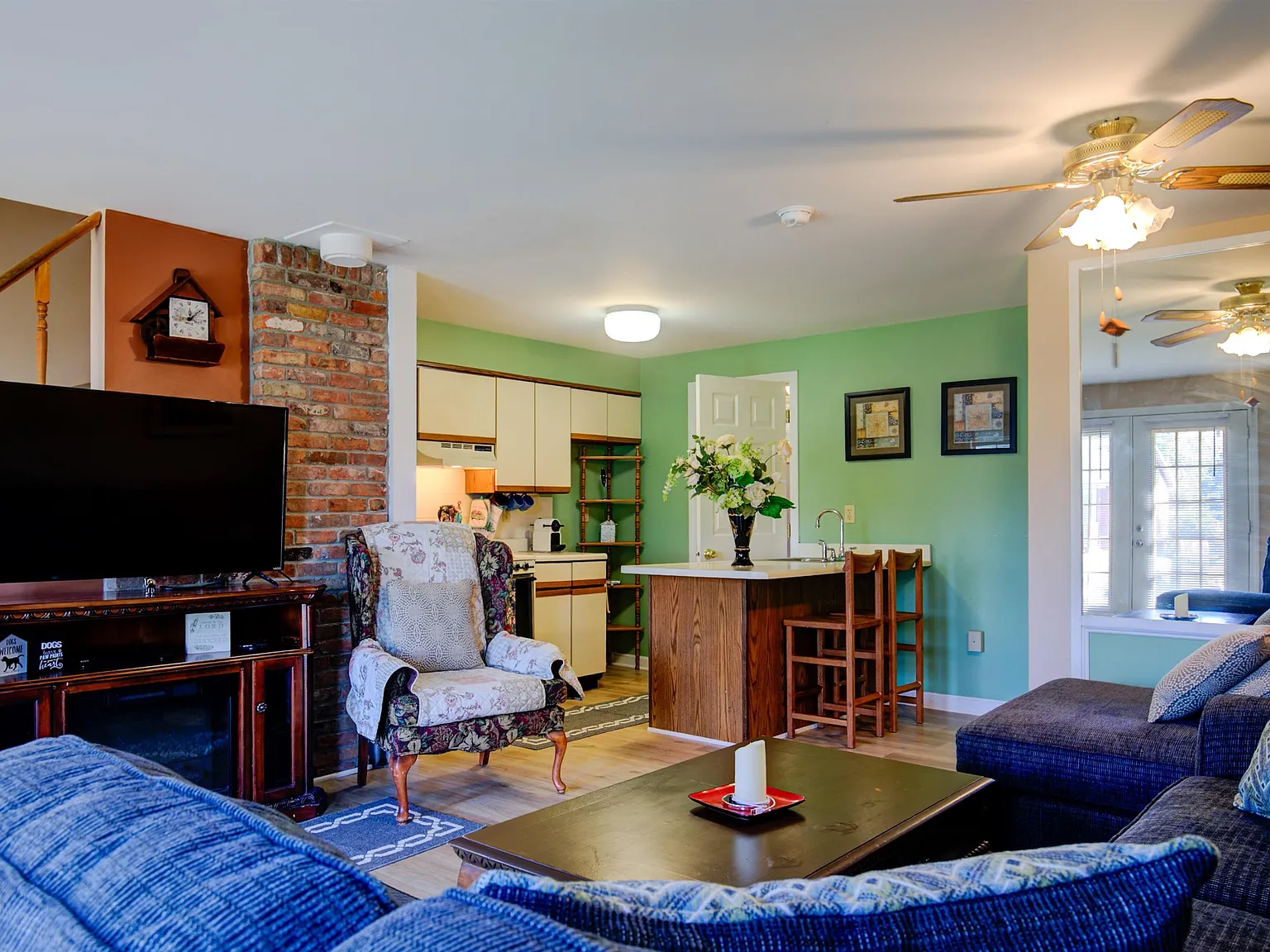 Freedom Village Condos — Photo 4