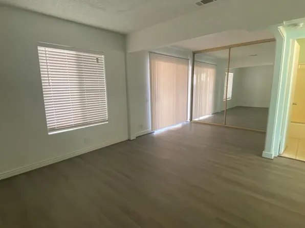 82075 Country Club Dr Unit 31, Indio, CA 92201