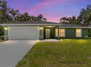 4 Sequoia Drive Pl, Ocklawaha, FL 32179