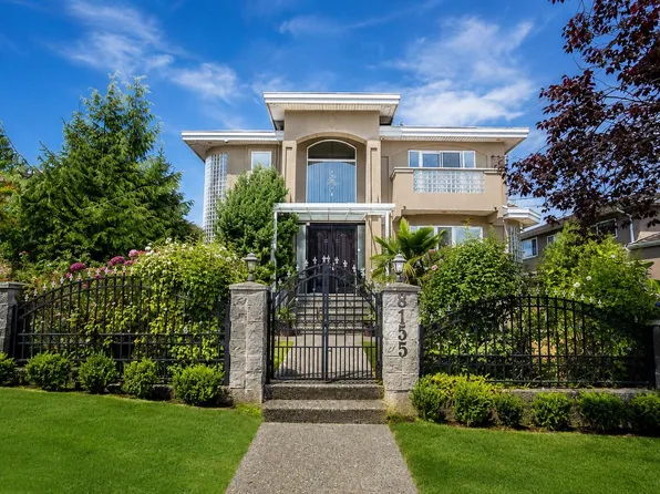 8155 15th Ave, Burnaby, BC V3N 1X4