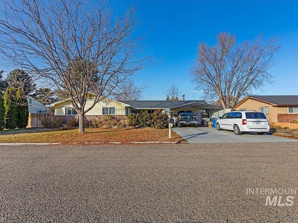 1st image of 624 Winther Blvd