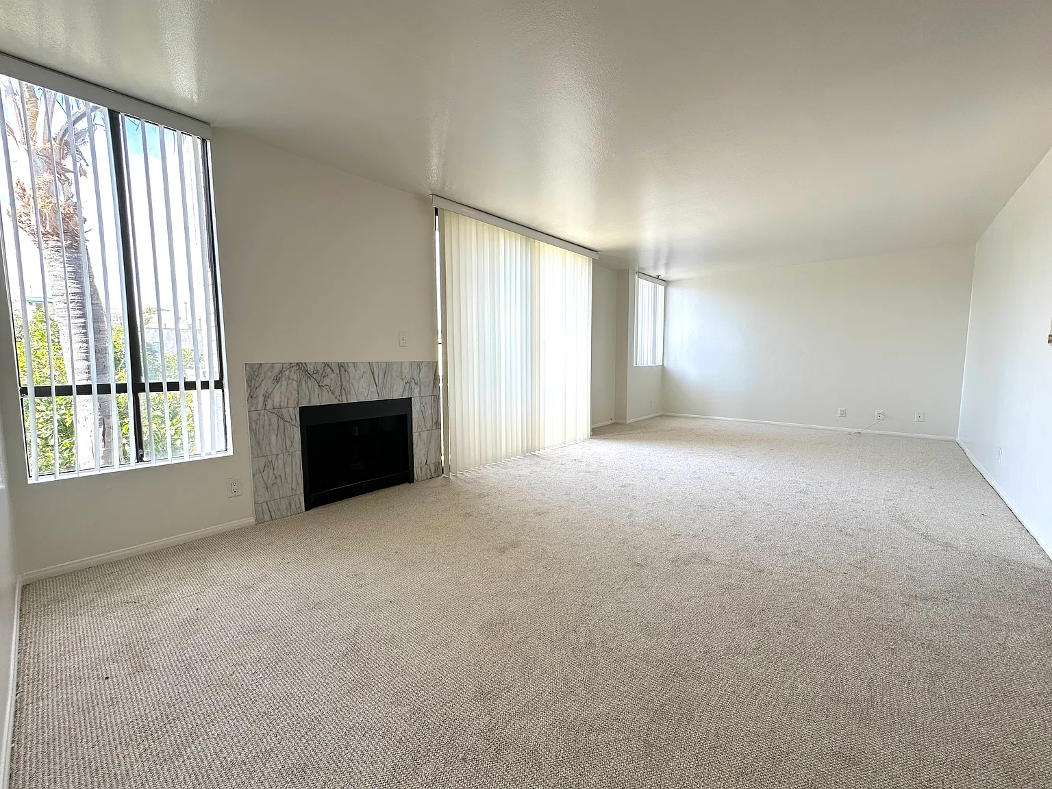 2 bed, 1000 sqft, $2,895 — Photo 3