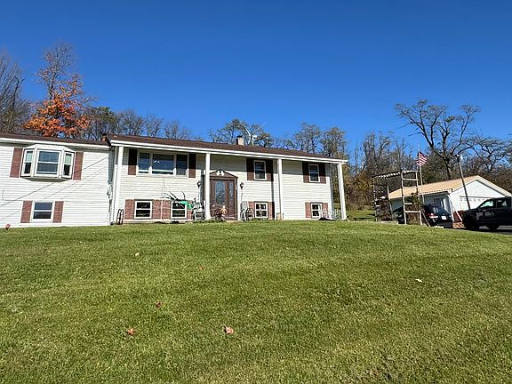 2nd image of 230 Theatre Rd
