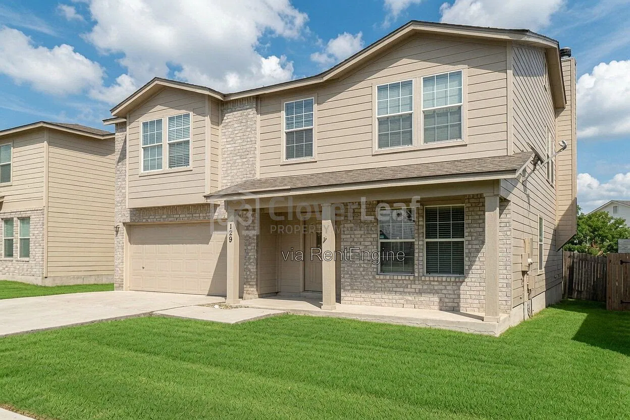 4 bed, 2.5 bath, 2700 sqft, $1,997 — Photo 1