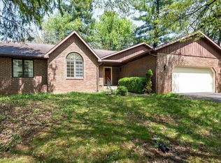 2405 E Queens Way, Bloomington, IN