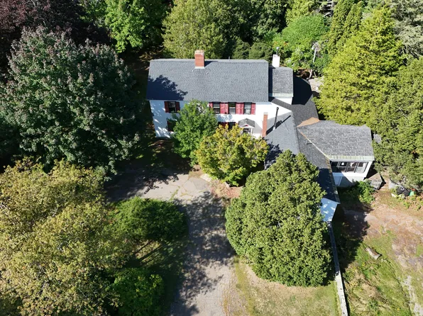 65 Elm Street, Waldoboro, ME 04572