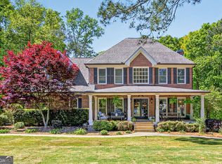 2700 Bay Ridge Dr, Loganville, GA