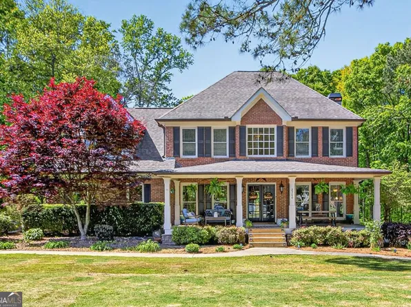 2700 Bay Ridge Dr, Loganville, GA 30052