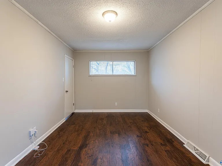 514 Lisa Ln NW — Photo 13