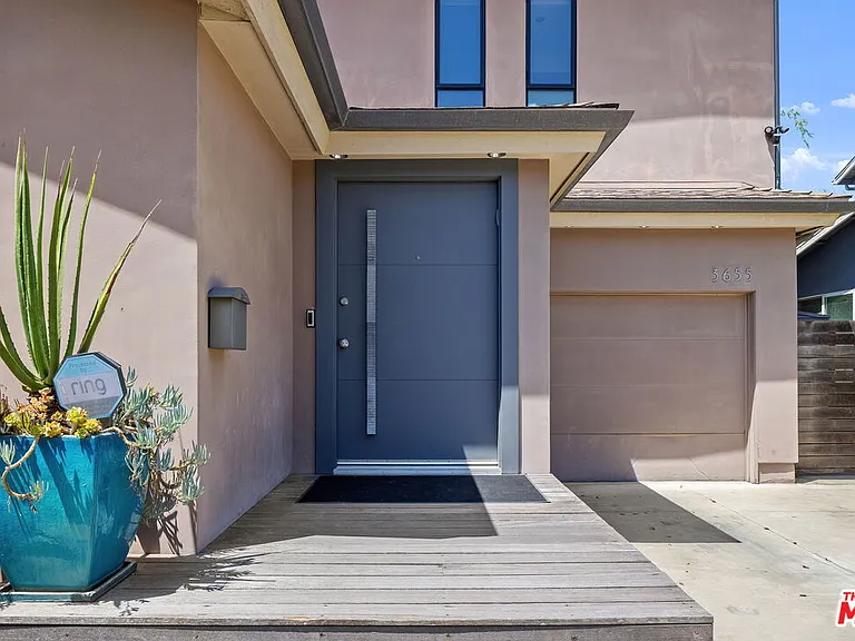 3655 May St — Photo 2