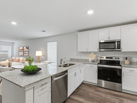 7th image of this home