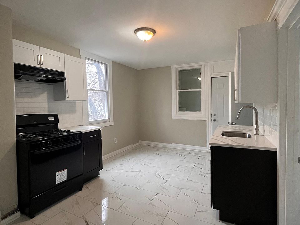 1st image of 141 Sunset Ave #2A