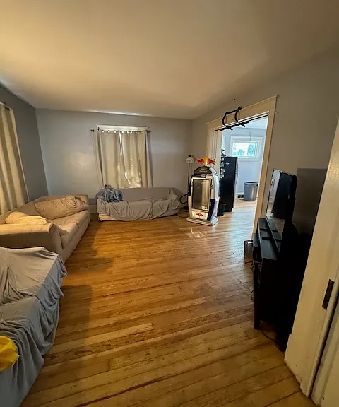 1612 Ridge Ave — Photo 9