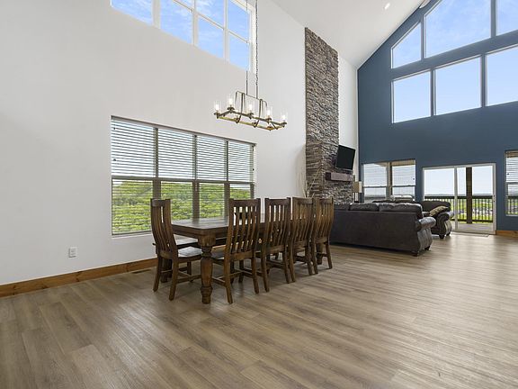 5th image of 155 David Shawn Drive
