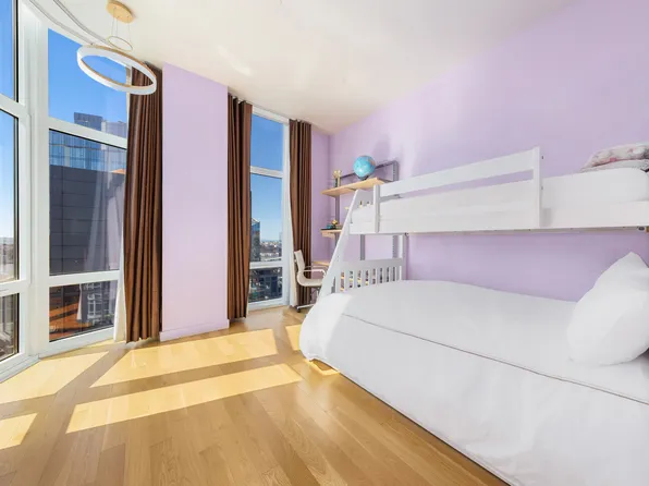 555 West 59th Street image 11 of 14