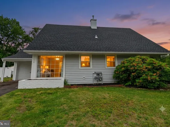 16 Bently Ln, Willingboro, NJ 08046