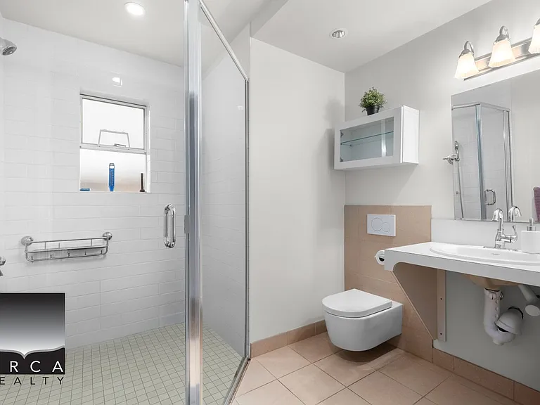 1403 Frederick Rd — Photo 20
