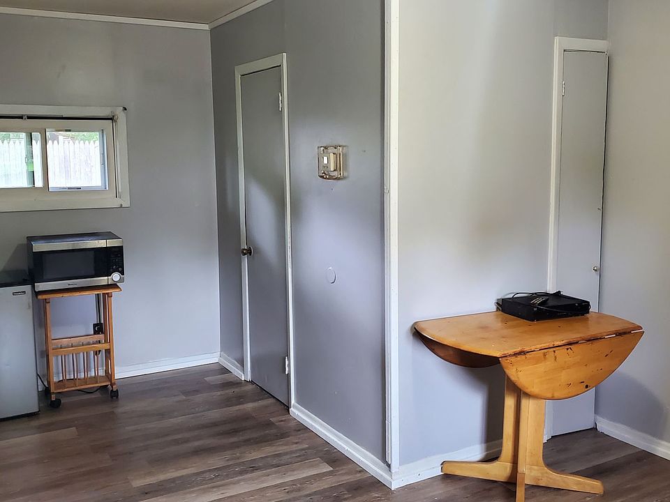 2nd image of 2724 Route 16 N APT 3