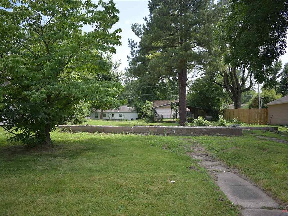1st image of 318 Franklin Ave