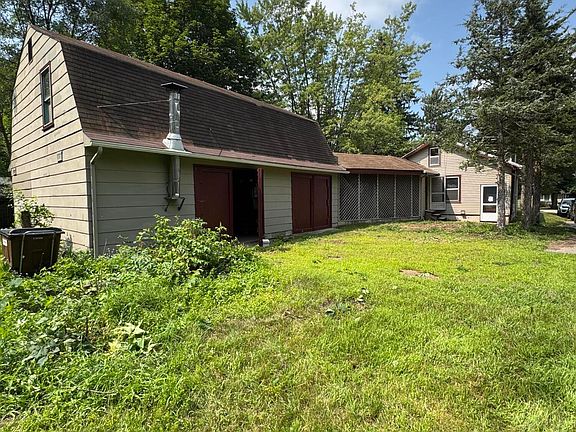 2nd image of 6063 Argyle Rd