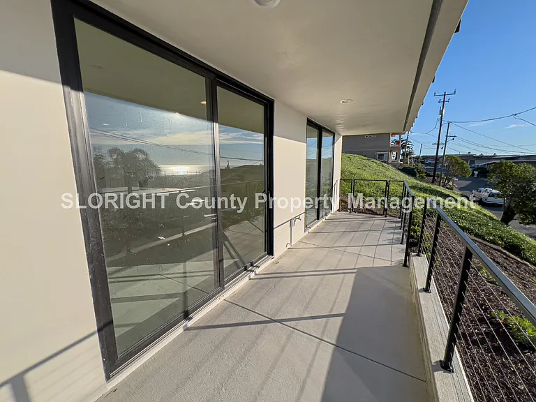 2670 Laurel Ave — Photo 38