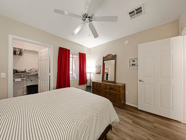 1295 N Ash St #MAIN — Photo 15