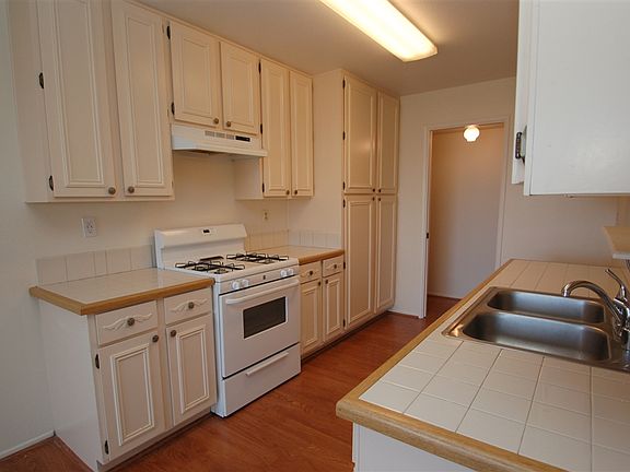 2nd image of 4238 Vista Panorama Way Unit 209