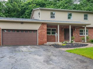2308 S Woodbluff Ct, Bloomington, IN