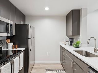 Haven at Del Mar Station Apartments, Pasadena, CA 91105