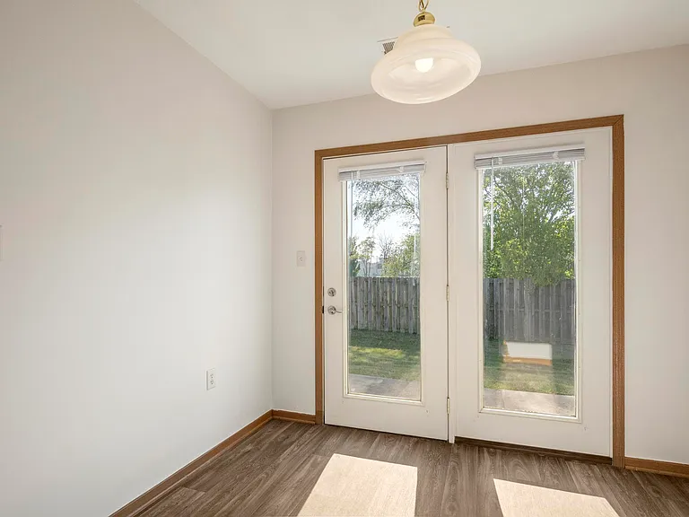 Creekside Village — Photo 12