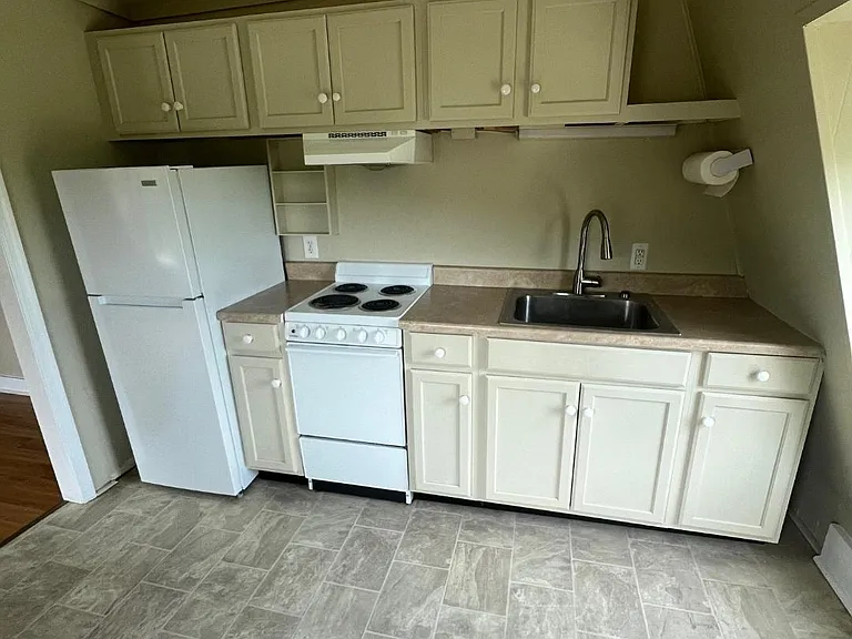 4710 Schley Ave #5 — Photo 10